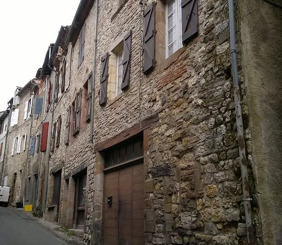 Lougat La Maison Des Chats 펜션 *